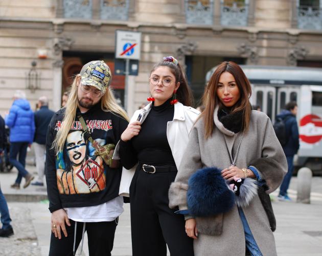 students pose for a fashionable photo in Rome