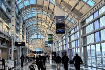 Walking view of Chicago O'Hare Airport