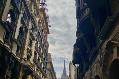 Old architecture buildings overlooking the Barcelona Cathedral