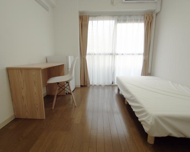 tokyo student room