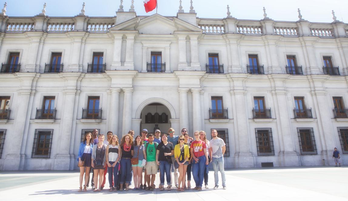 students outside of Palacio de la Moneda in santiago