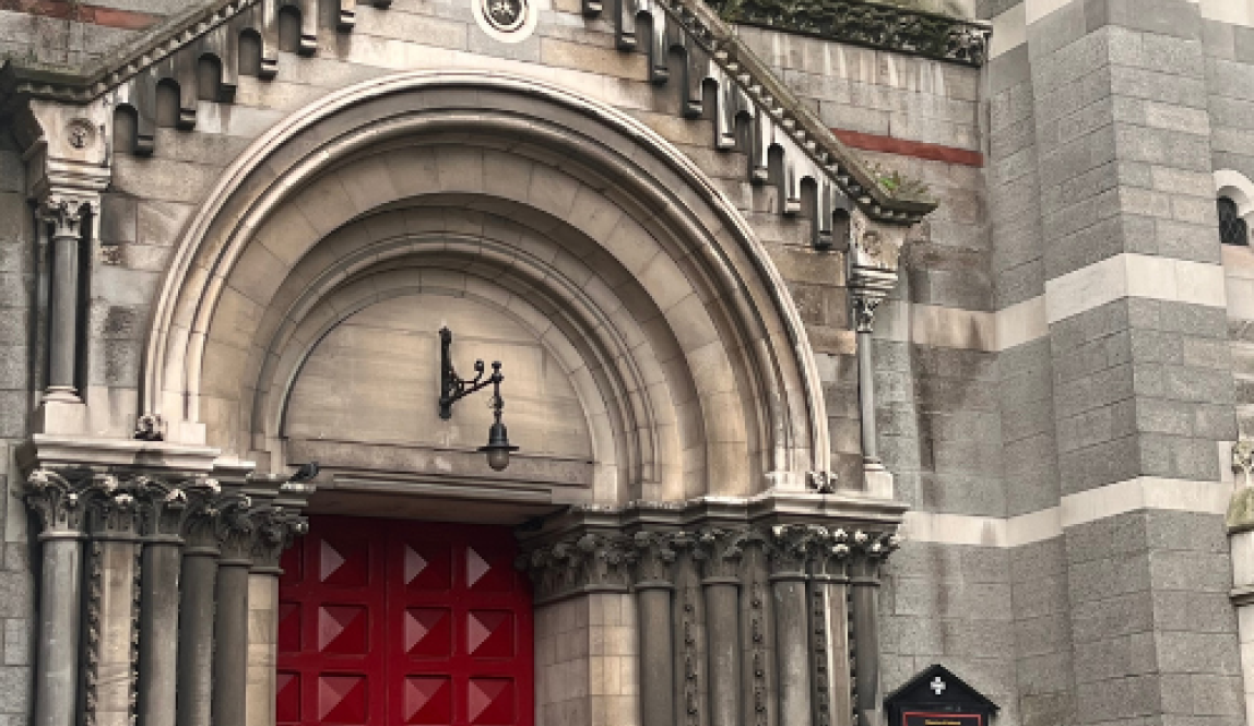 A church on the way to St. Stephens Green