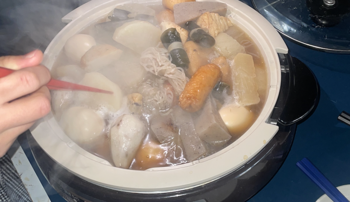 Hot, steaming oden filled to the brim!